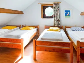 Lavish Holiday Home in Malmedy With Sauna - Image 3