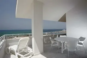 One bedroom appartement with sea view furnished terrace and wifi at Piano di Trappeto - Image 3