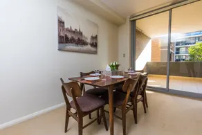Perfectly Located Apartment - Image 5