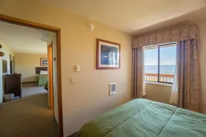 Surf Rider House - Image 2