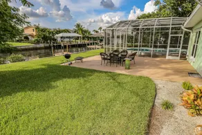 5670 Williams Dr. - M - Image 5