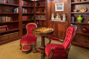 Margaret River Antiques & Studio Guest Suites - Image 2