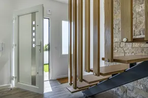 Captivating 4-bed House in Cadaval District-lisbon - Image 3