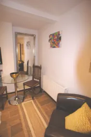 Brompton House - Image 2