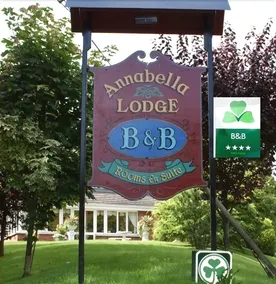Annabella Lodge Bed & Breakfast - Image 4