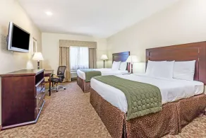 Garner Hotel Tyler Southwest by IHG - Image 4