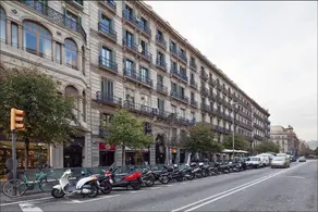 Plaza Catalunya Guest House - Image 3