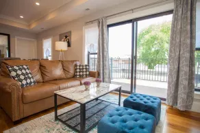 Luxury Condo 4 Bed 2 Bath Downtown Boston Sleeps 8 - Image 3