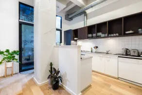 Isla, 2BDR Fitzroy Apartment - Image 2