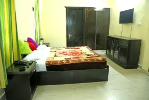 Surbee Resorts - Image 3