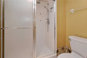Tides Beach Club - Image 4