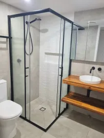 Surfers Beach Resort One - Image 5
