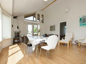 Comfortable Holiday Home in Hundested With Jacuzzi - Image 3