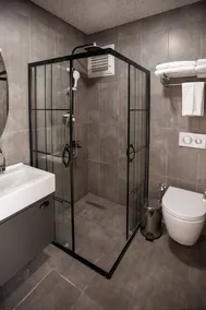 Med Airport Hotel - Image 4