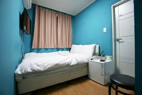 Hongdae A-Ray - Image 3