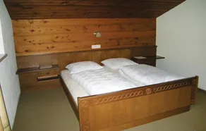 Stunning Apartment in Reith Im Alpbachtal With 3 Bedrooms and Wifi - Image 3
