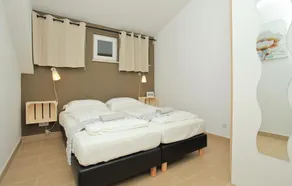Stunning Home in Prigradica With Jacuzzi, Wifi and 8 Bedrooms - Image 3