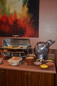 Clemence Hotel Suites - Image 2