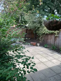 Charming 2 Bedroom Home 3 mins from Arsenal Station - Image 5