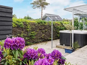 Elegant Holiday Home in Funen With Whirlpool - Image 5