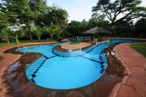 Leopard Rock Lodge - Image 4