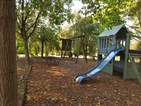 Bright Highland Valley Cottages - Image 2