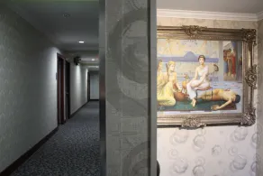 Deluxe Hotel Vancouver - Image 5