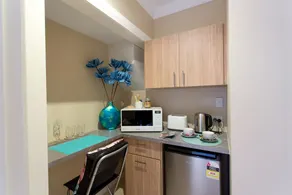 Sorrento Beach Manor - Image 3