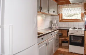 Nice Home in Fiksdal With 2 Bedrooms and Wifi - Image 4