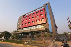 Edition O 30022 Ekana Cricket Stadium - Image 3