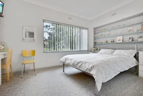 Garnet House - Image 4