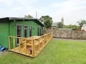 Hannah's Hide - Image 5