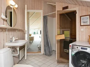 Welcoming Holiday Home in Juelsminde With Sauna - Image 4