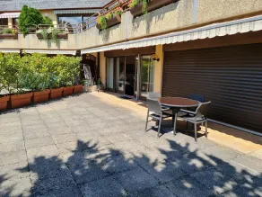 Paradise lake view Apartment - Image 3