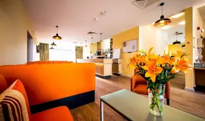 The Lodge At Perth Racecourse - Image 4