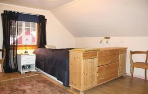 Stunning Home in Rogndalsvåg With 3 Bedrooms and Internet - Image 3