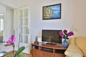 Montesan Beach Apartments Sveti Stefan - Image 5