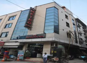 Hotel Metro Plaza - Image 3