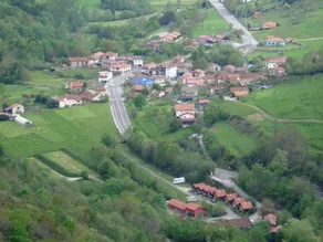 Apartamentos El Pedrayu - Image 4