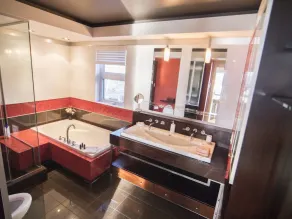 Contemporary Style With Amazing View 3-4 Br - Image 4