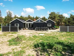 Cozy Holiday Home in Rømø With Swimming Pool - Image 4