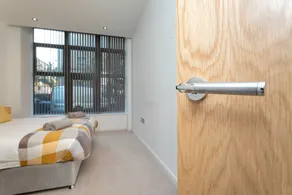 Emerald House Apartments East Croydon - Image 5