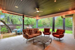 The Arriveakwood - 4 Br Home - Image 5
