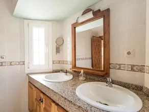Serene Holiday Home in Baños y Mendigo With Swimming Pool - Image 3
