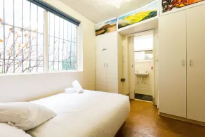 REID, Fitzroy Studio Apartment - Image 4