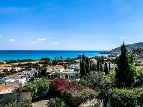 3 Bedroom Villa , With Fantastic sea View, Landscaped Garden Free Wi-fi - Image 5