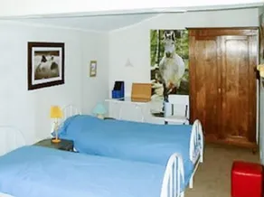 House With 5 Bedrooms in Saint-cyr-en-talmondais, With Private Pool an - Image 2