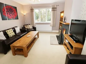 Thorncliffe House - Image 4
