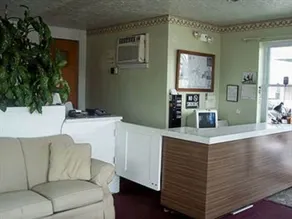 Clearview Motor Inn - Image 2