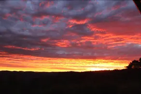 Moments Mountain Retreat - Image 3